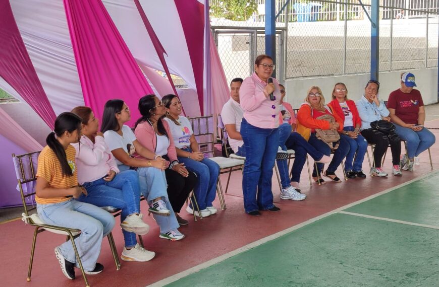 Con encuentro cultural inician celebración del Día de Internacional de la Mujer en Independencia 