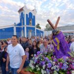 Decenas de devotos recorrieron la procesión de El Nazareno en Independencia