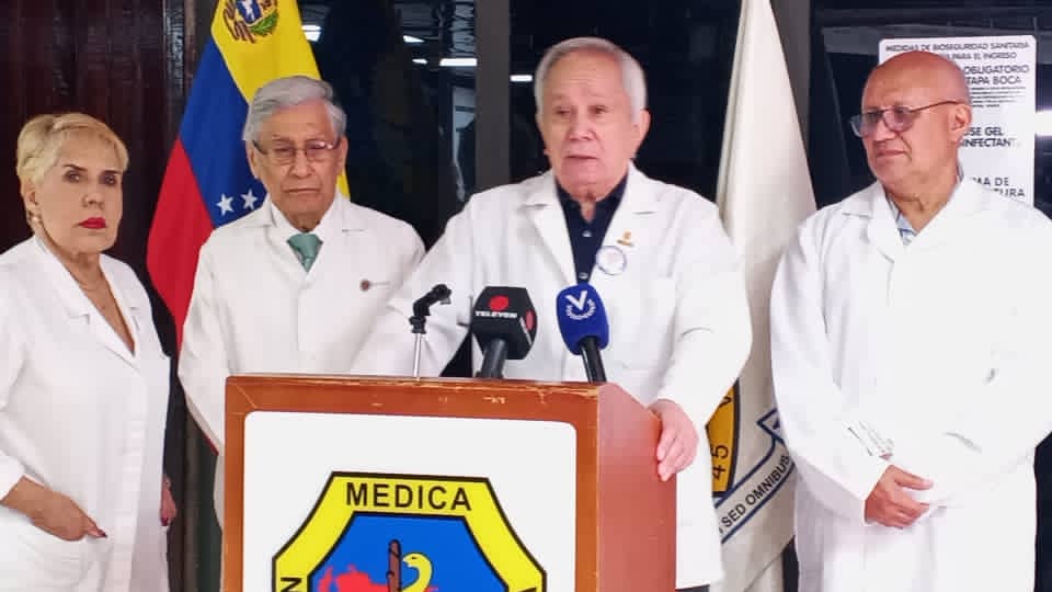 Siguen desaparecidas 71 toneladas de medicinas enviadas por EE. UU., alerta la Federación Médica Venezolana